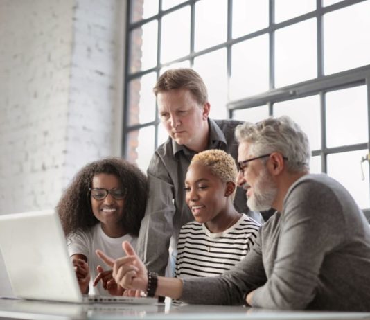 7 Technology-driven Approaches to Promoting Diversity and Inclusion in the Workplace